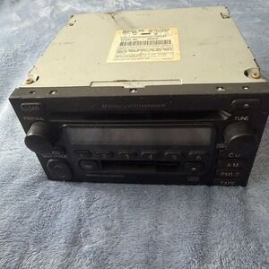 Toyota OEM radio head unit, model number 86120-0C040‎